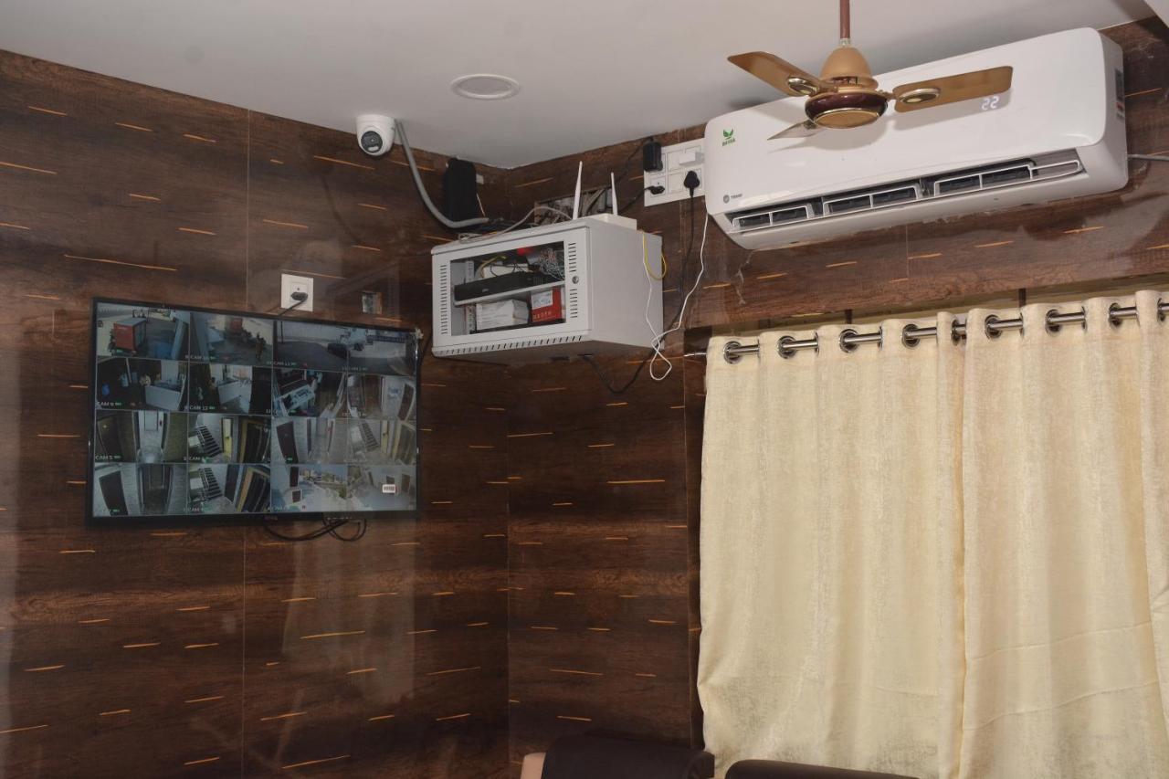 Arihanth Inn Vellore Εξωτερικό φωτογραφία